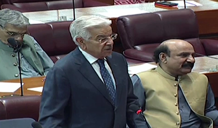 Khawaja Asif asks judiciary to leave some legacy for remembrance