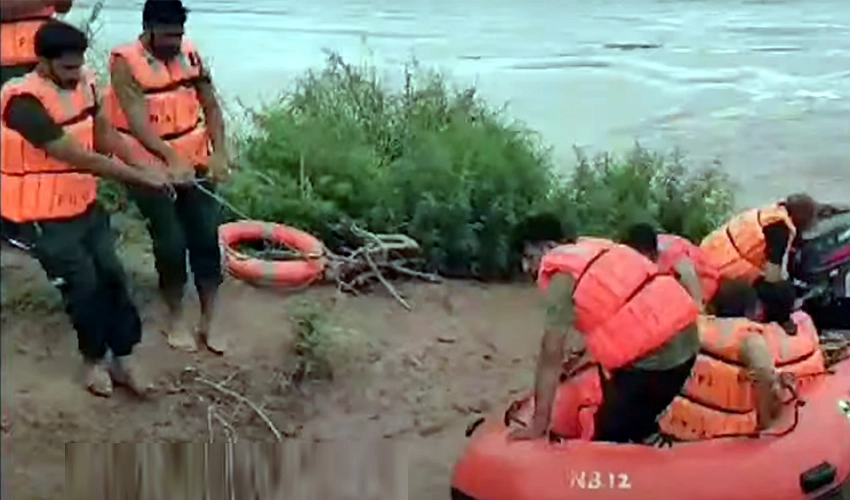 223 people struck in flood rescued in Shakargarh