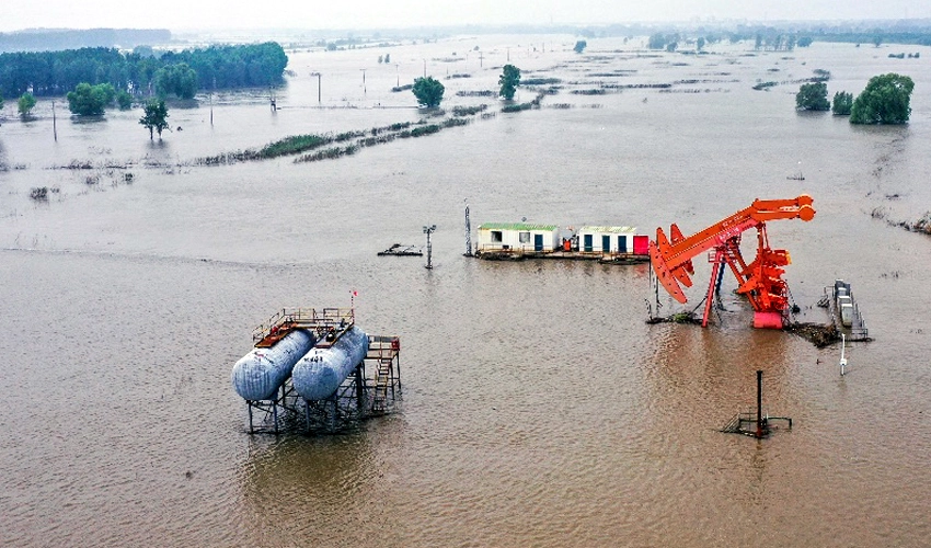 Death toll rises to 30 in northern China floods