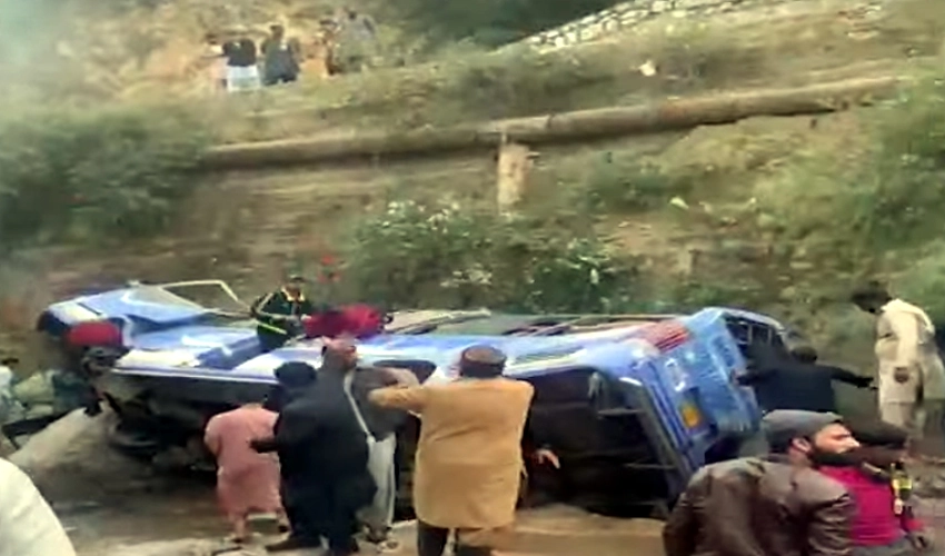 Student dies, 20 others hurt as bus falls into ravine near Islamabad tourist resort