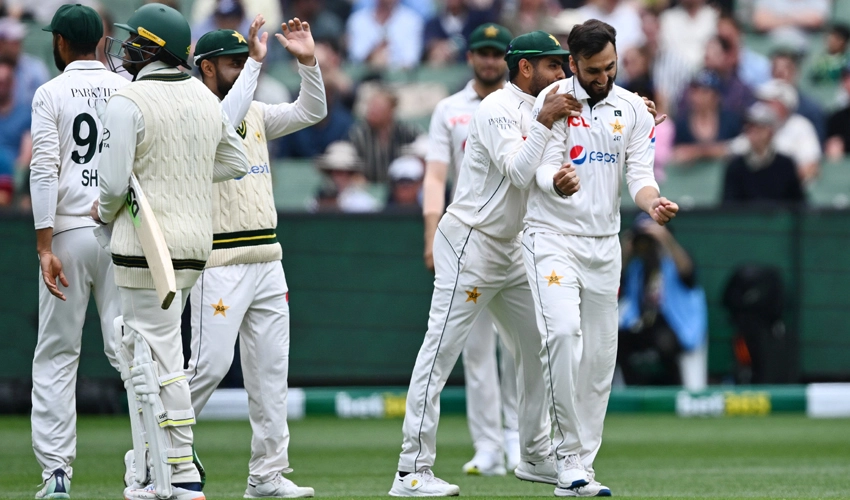 Australia amass 187-3 against Pakistan on opening day of second Test