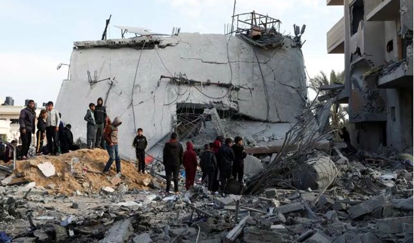 Fresh Gaza strikes as fears grow for patients in raided hospital, martyrs' toll reaches 28,858