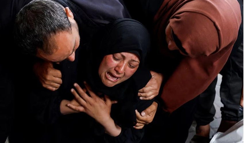 Israeli tanks push back in northern Gaza & warplanes hit Rafah, martyrs' toll at 33,843