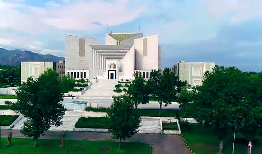 SC takes suo motu notice of Faisal Vawda's press conference