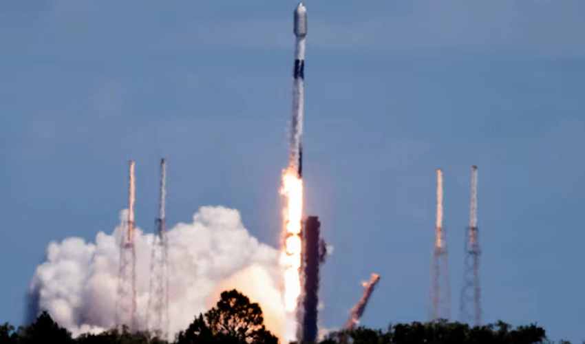 SpaceX launches first satellites for new US spy constellation