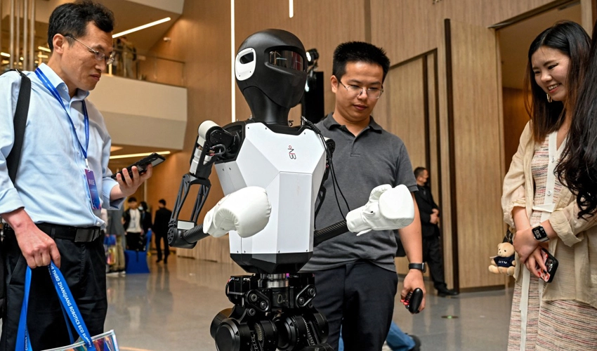 Chinese robot developers hope for road out of 'uncanny valley'