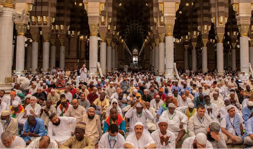 Pakistani pilgrims urged to strictly adhere to Saudi laws during Hajj