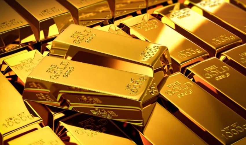 Gold rates decrease by Rs1,400 per tola