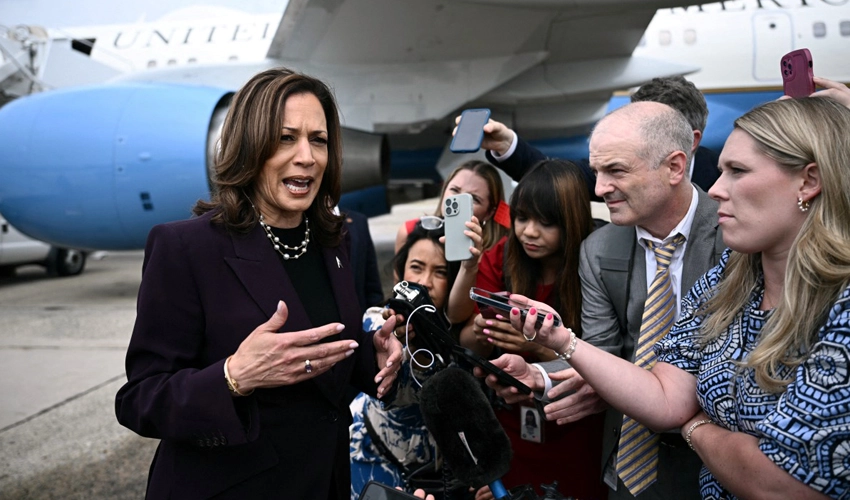 Obama endorsement adds momentum to Kamala Harris White House bid