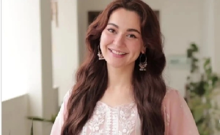 Hania Aamir celebrates eight years in showbiz industry