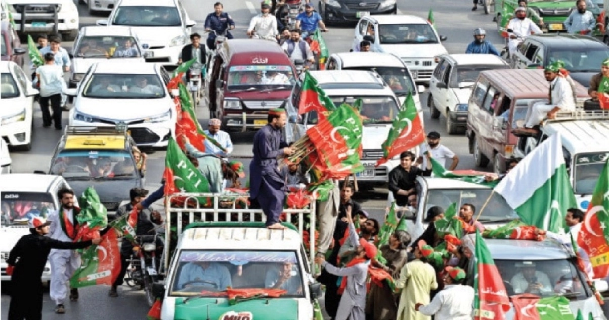 PTI convoys set to leave for Lahore rally under Gandapur’s leadership