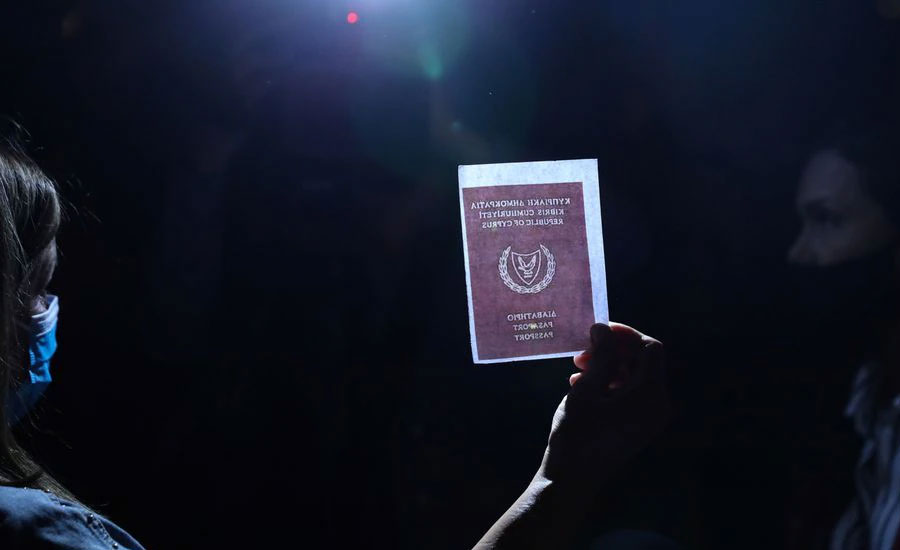 Cyprus government broke its own laws in granting passports -inquiry
