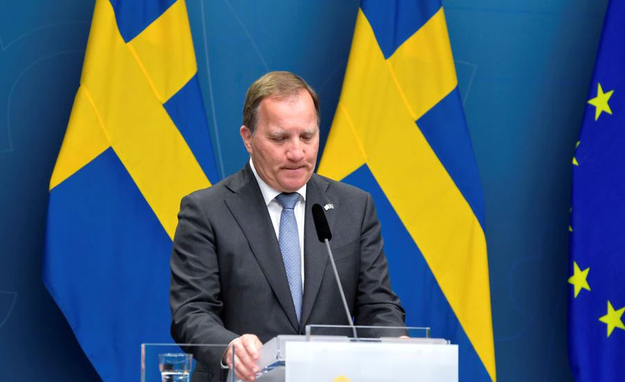 Swedish snap election looms as Liberals urge PM to step aside