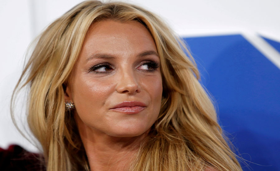 Britney Spears' father asks for probe of her abuse claims