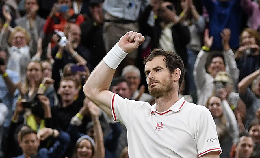 Murray pulls off Oscar-winning performance to keep alive Wimbledon dreams